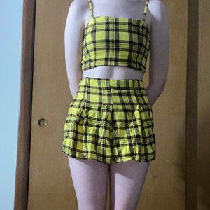XS Wild Fable Yellow Plaid Set. Flannel crop top plaid pattern shorts set.